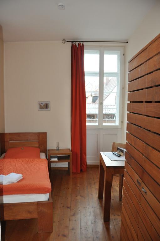 Gaestehaus Stuttgart36 Maulbronn Kamer foto