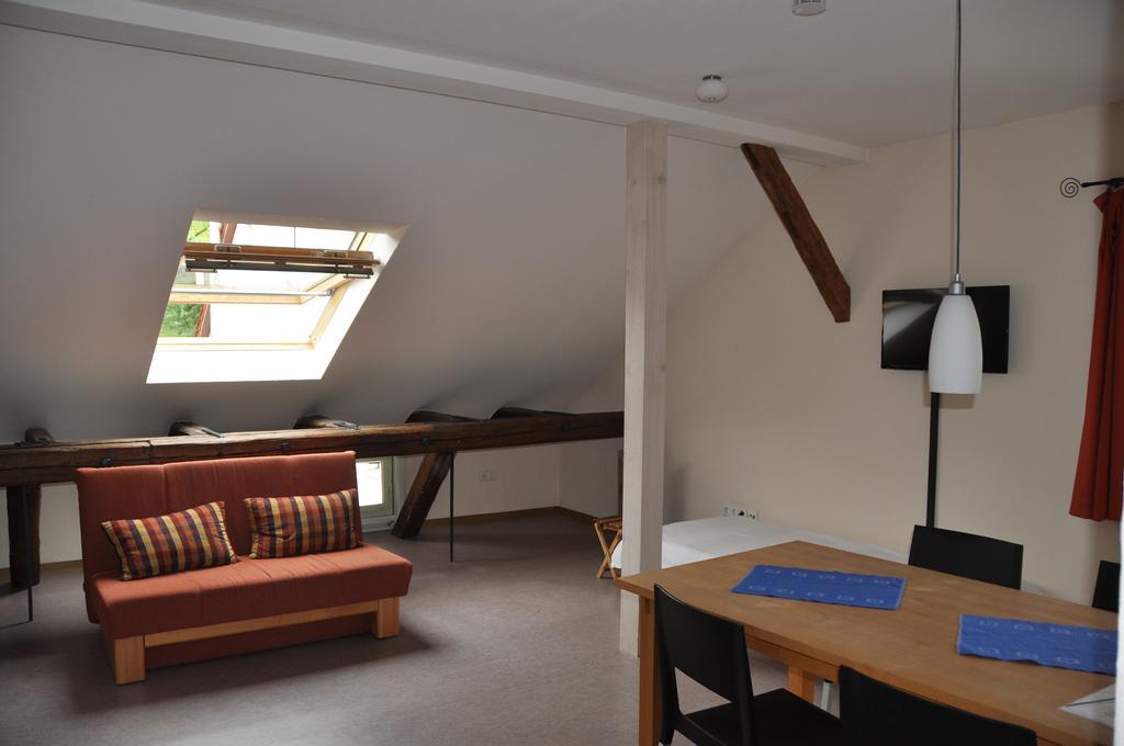 Gaestehaus Stuttgart36 Maulbronn Kamer foto